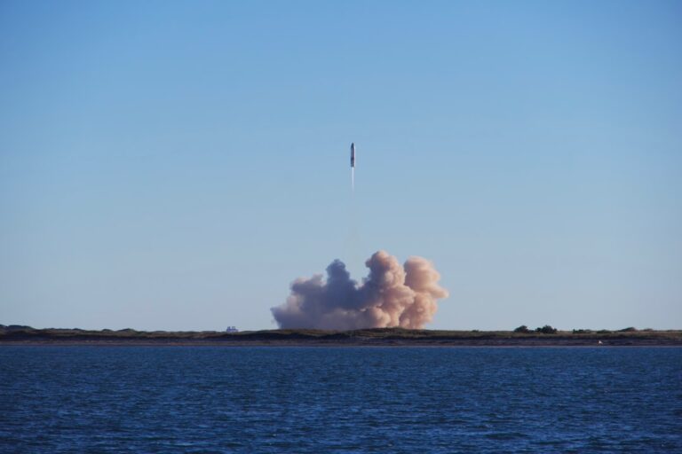 Razzo SpaceX Starship durante il dodicesimo test di volo a Boca Chica
