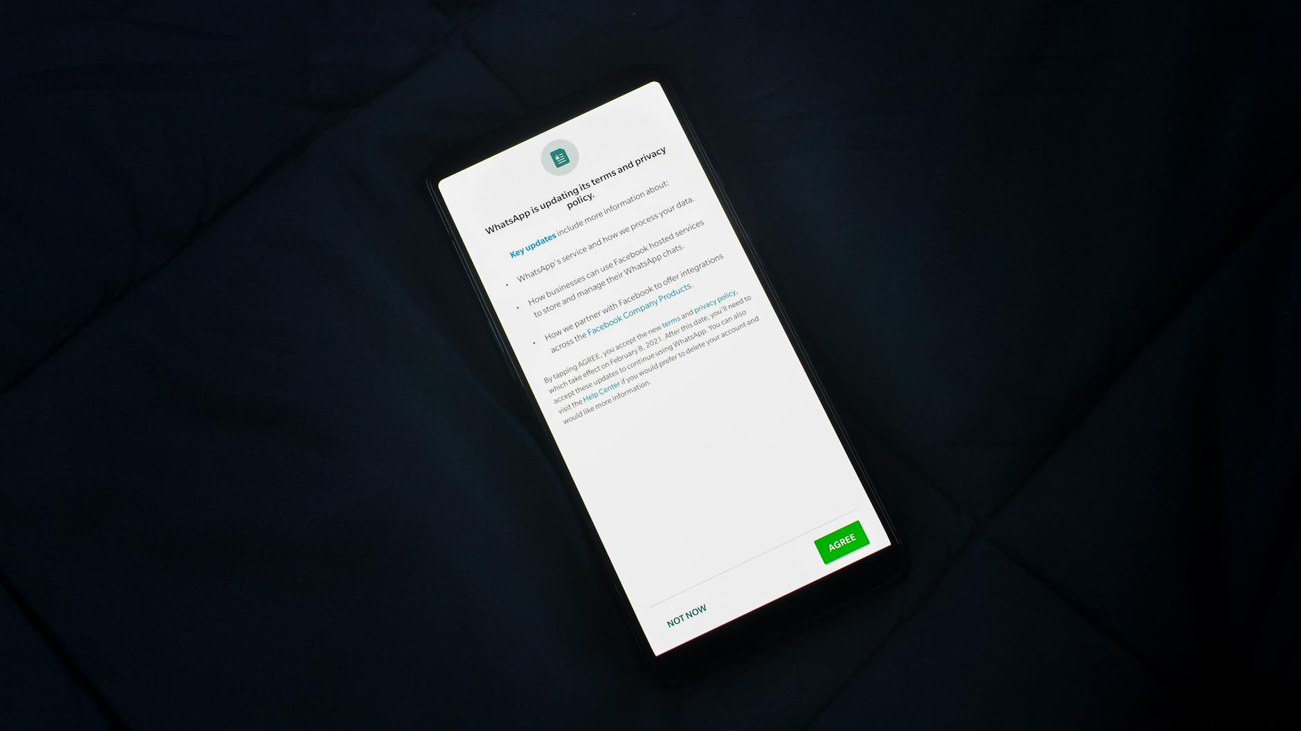schermata di aggiornamento Windows con notifica di patch