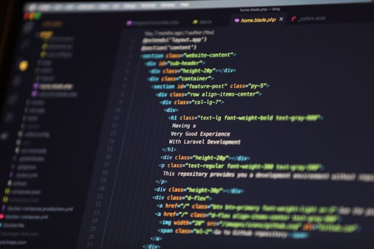 Schermata di un repository GitHub con codice e chiavi di accesso, CISA data leak contractor
