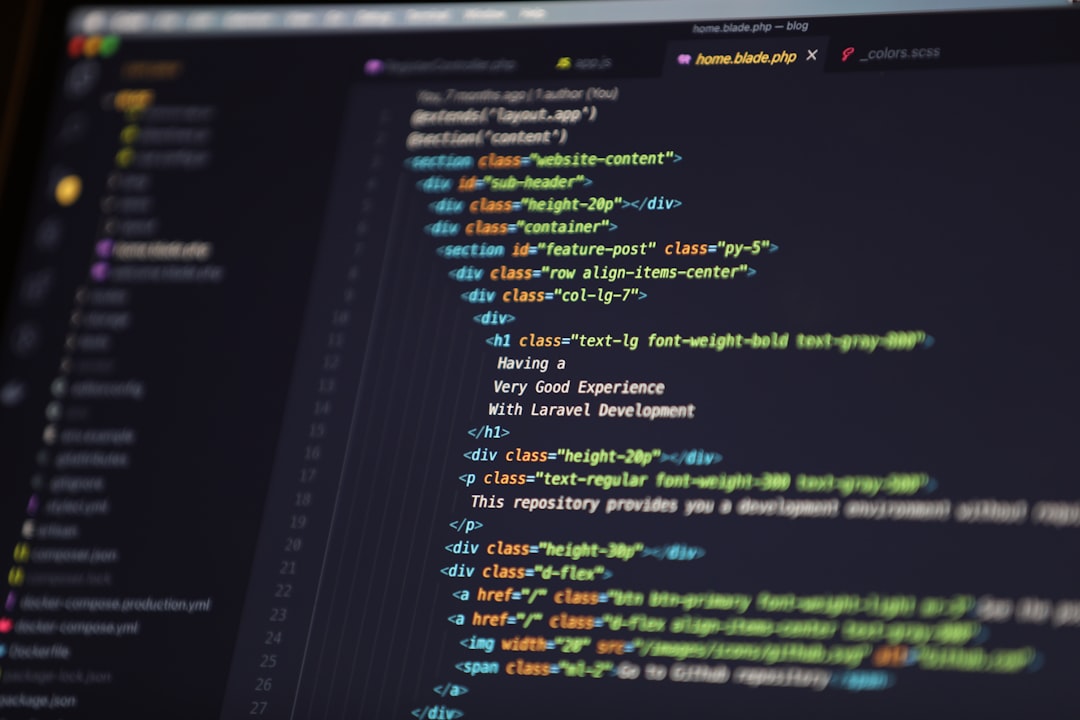 Schermata di un repository GitHub con codice e chiavi di accesso, CISA data leak contractor