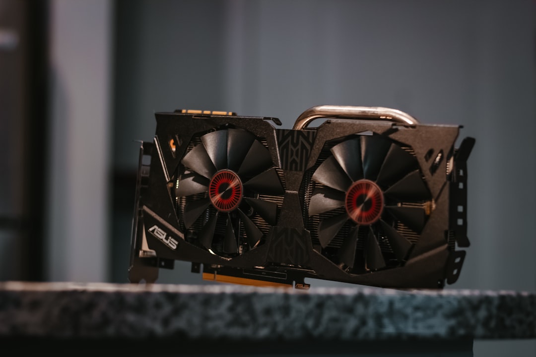 ASUS GeForce RTX 5090 ROG Astral BTF edizione celebrativa 20 anni nero oro