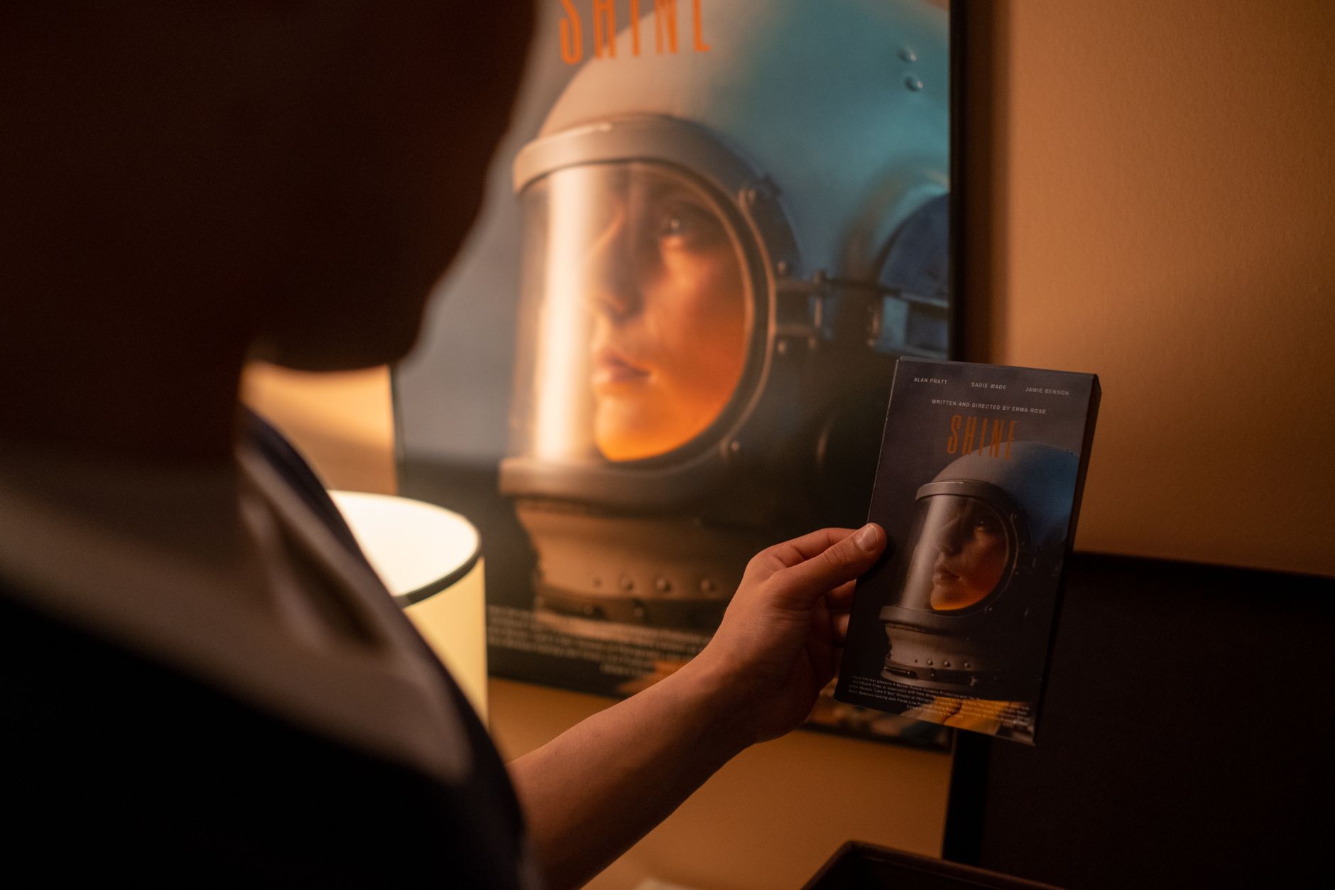 Project Hail Mary film poster con Ryan Gosling in tuta spaziale