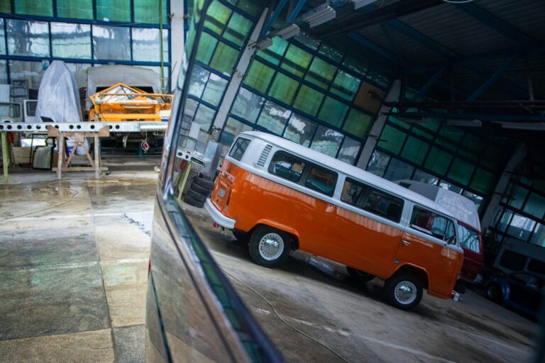 Piano di risparmio Volkswagen: tagli al management e revisione della produzione