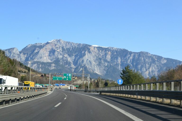 Gasolio verso 3 euro al litro: l’allarme Codacons sui prezzi in autostrada