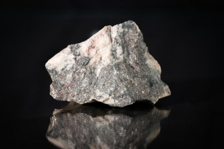 Minerali critici e terre rare estratte in Brasile