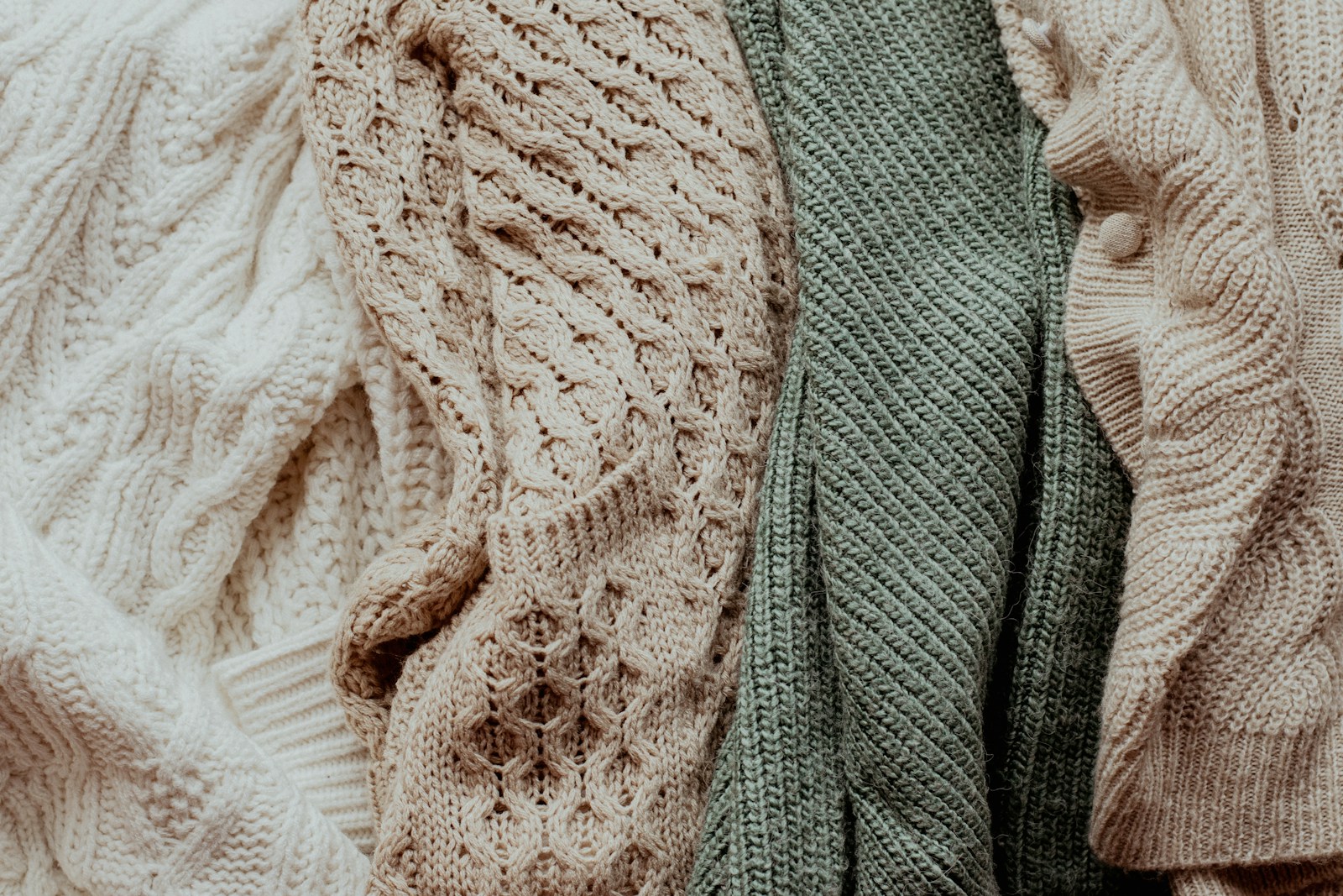 Maglieria cashmere del brand Brunello Cucinelli dopo i ricavi a 1,12 miliardi